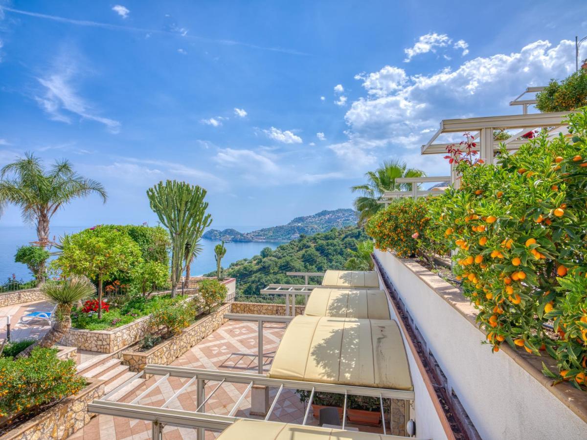 Hotel Antares Letojanni Εξωτερικό φωτογραφία